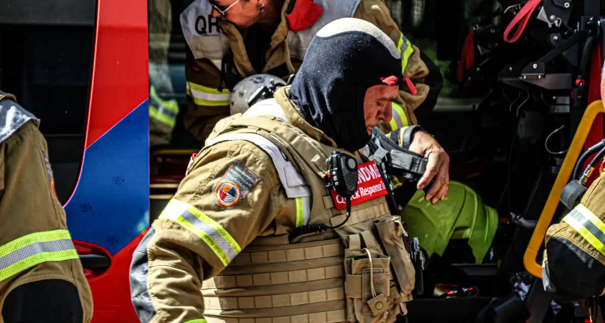 Politie en brandweer ingezet na dreiging - Foto 7