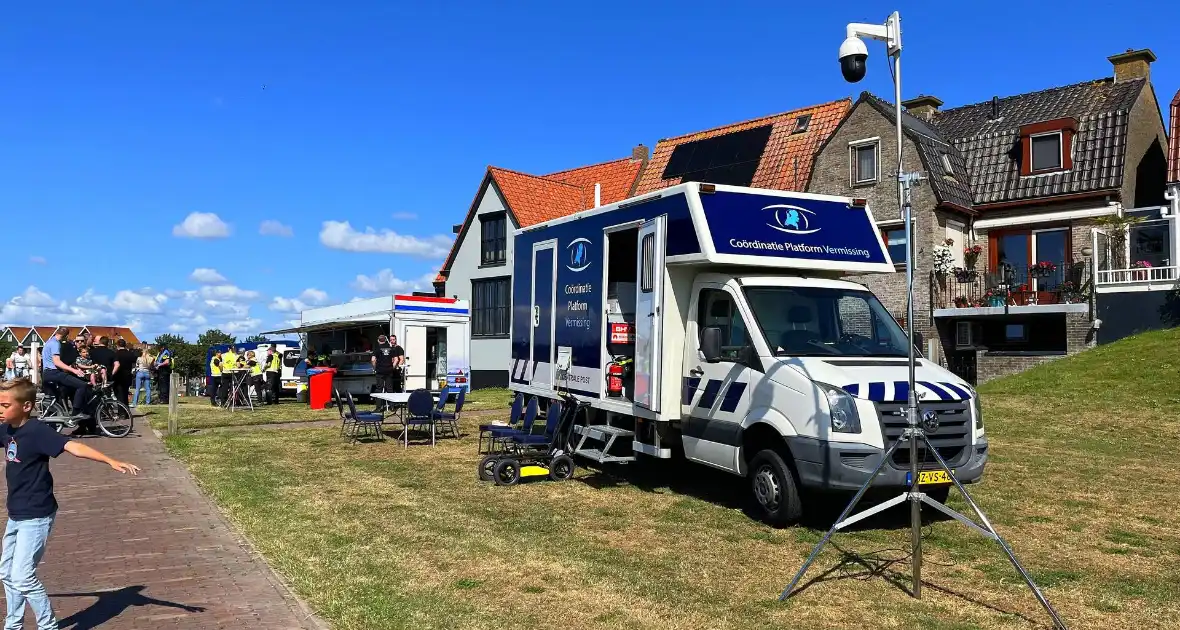 Diverse teams bij oefening in actie - Foto 1