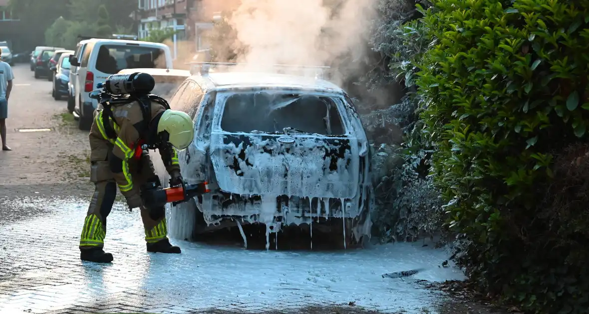 Voertuigbrand snel geblust - Foto 6