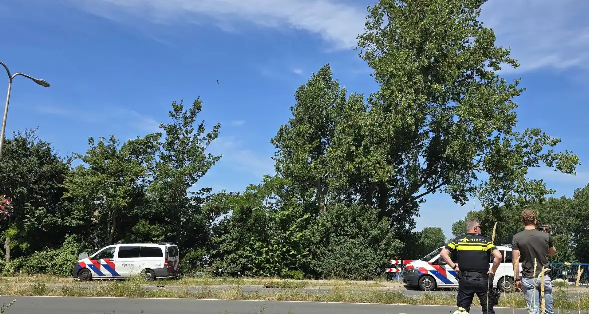 Politie zoekt vermist kind - Foto 3