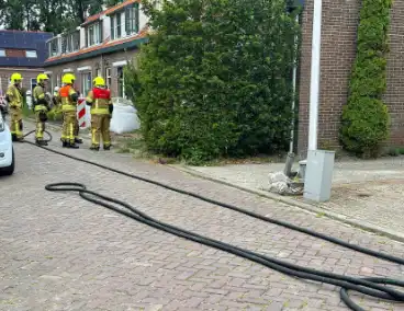 Brandweer forceert deur wegens gaslucht
