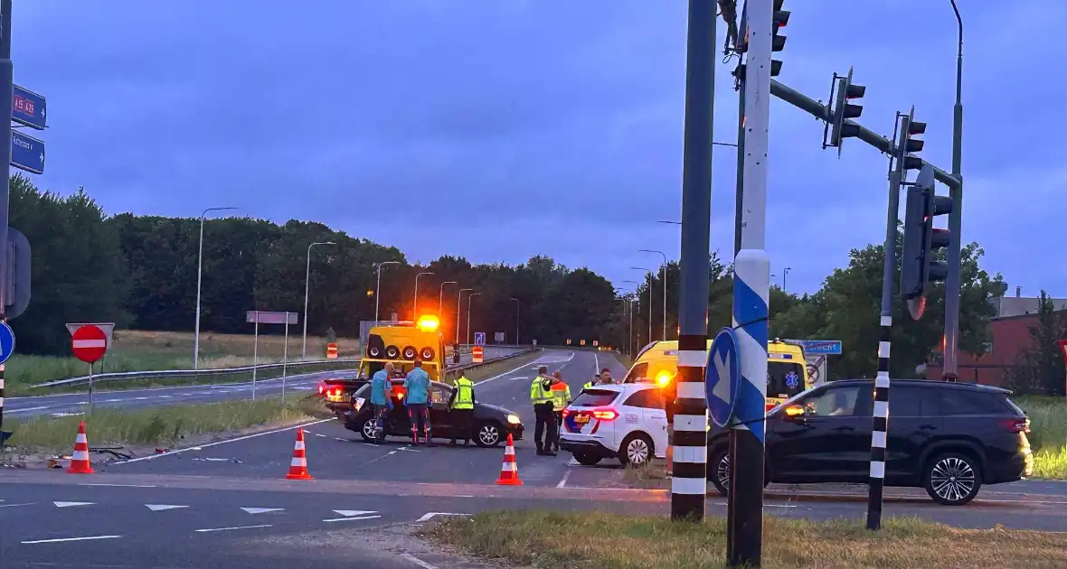 Ongeval met drie auto's - Foto 1