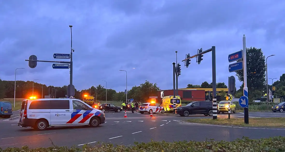 Ongeval met drie auto's - Foto 2