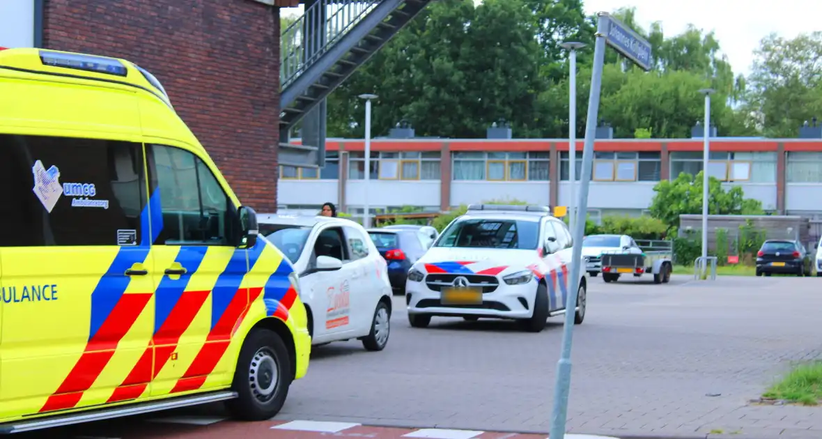 Wielrenner gewond bij ongeval met auto - Foto 8