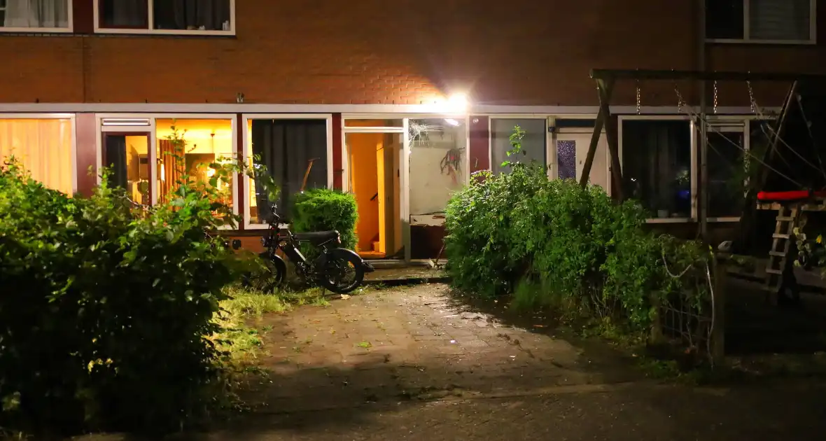 Explosie en brand verontrusten omwonenden - Foto 7