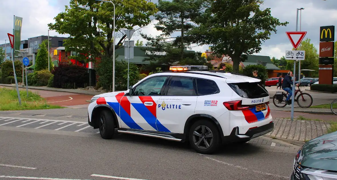 Fatbike geschept door auto bij afslag - Foto 1