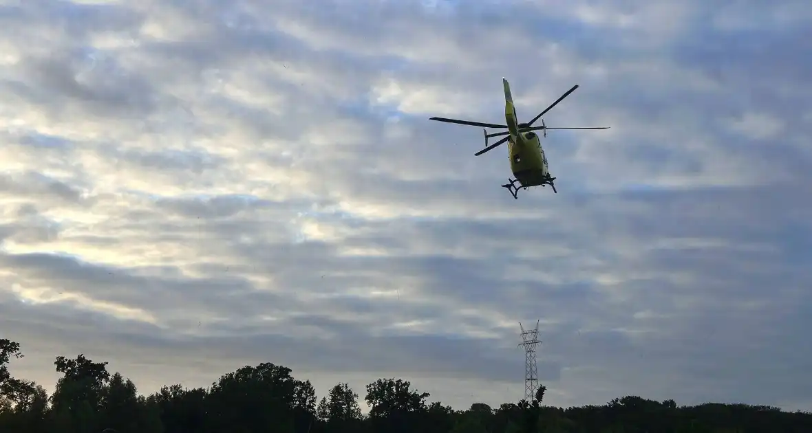 Helikopter ingezet voor medische situatie - Foto 1