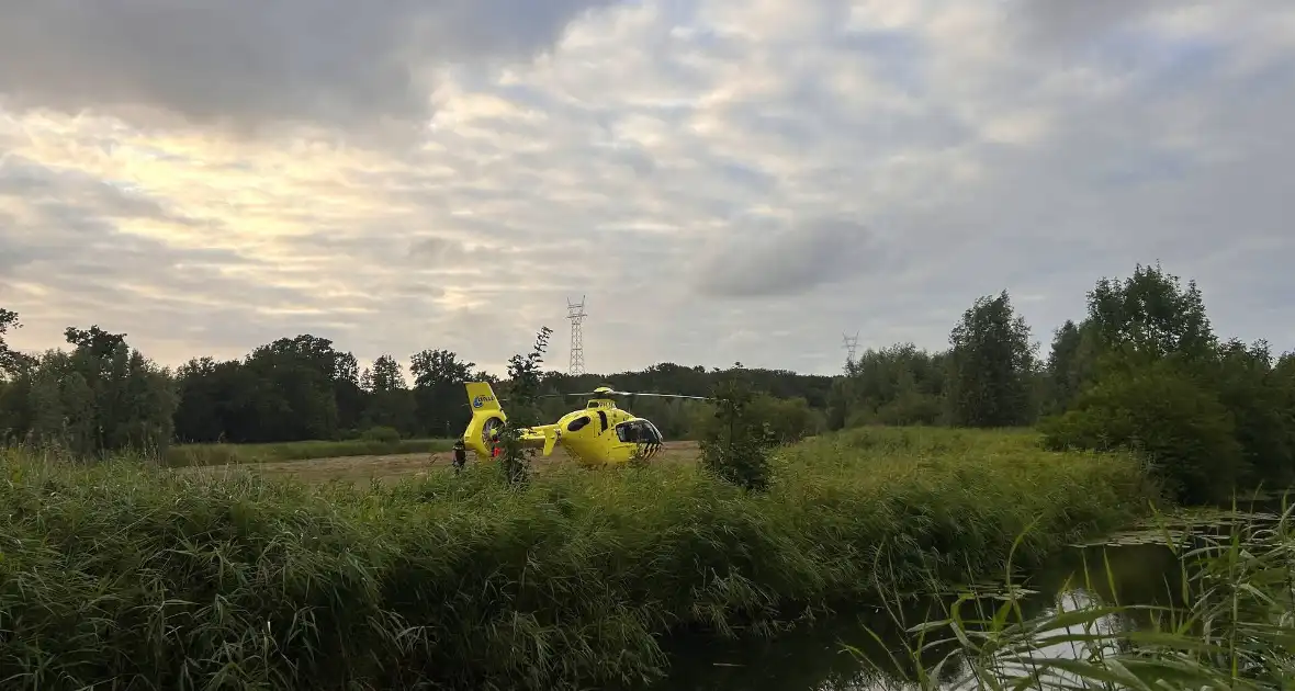 Helikopter ingezet voor medische situatie - Foto 7