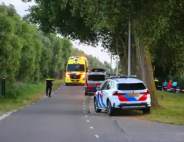 Zwaargewonde gevonden in berm na ernstige mishandeling