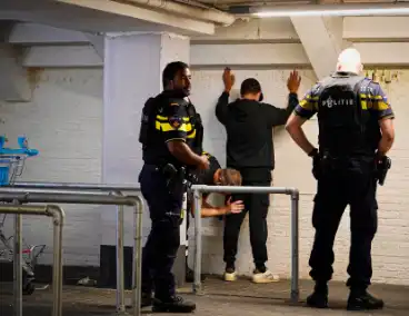 Politie-actie na wapenmelding winkelcentrum