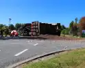 Tractor omgekanteld door uitwijken
