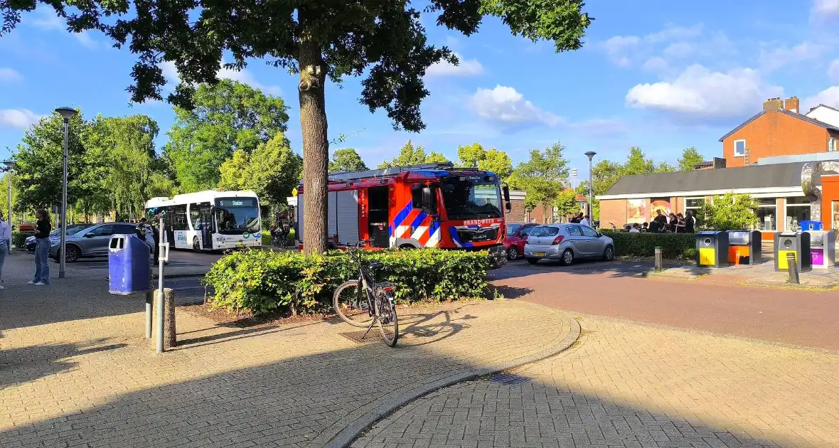 Supermarkt ontruimd vanwege vreemde lucht - Foto 5