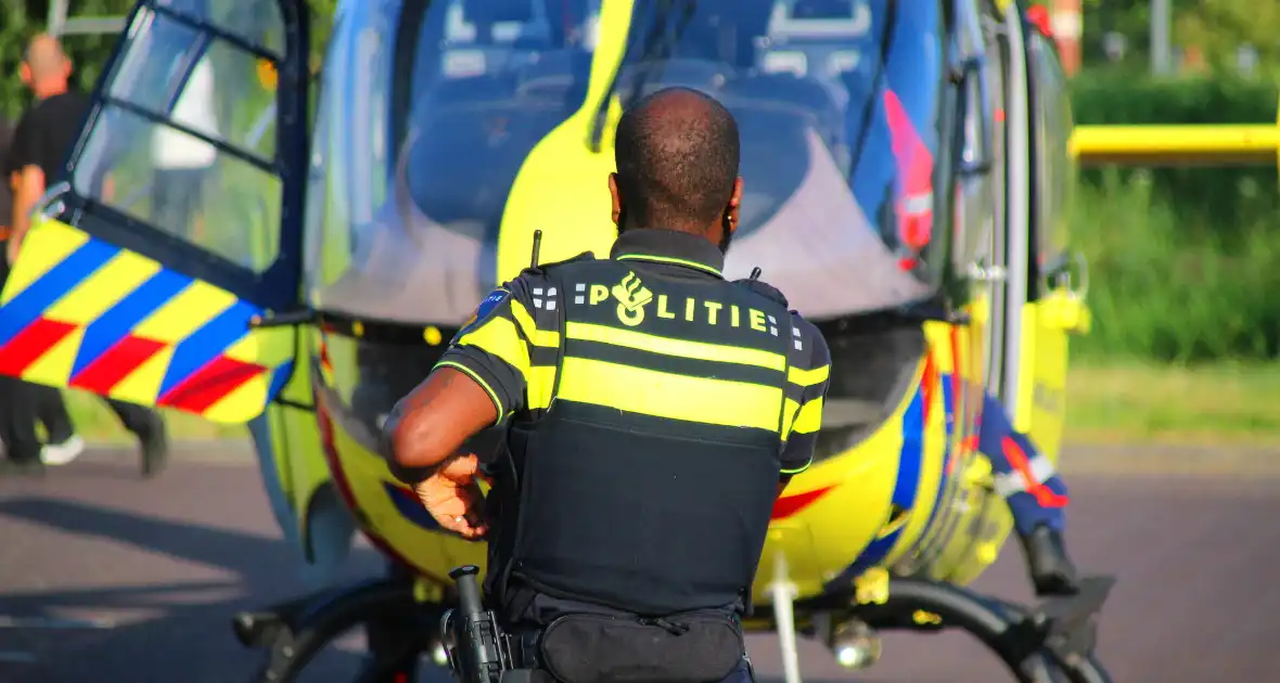Zwaargewonde bij aanrijding met lijnbus - Foto 3