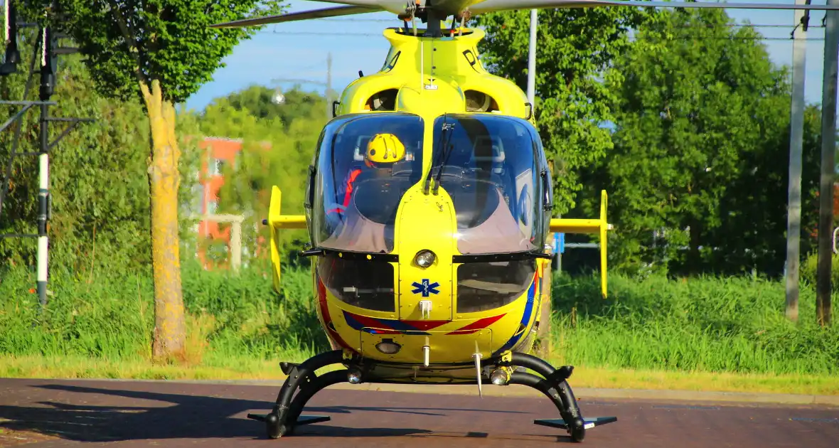 Zwaargewonde bij aanrijding met lijnbus - Foto 4