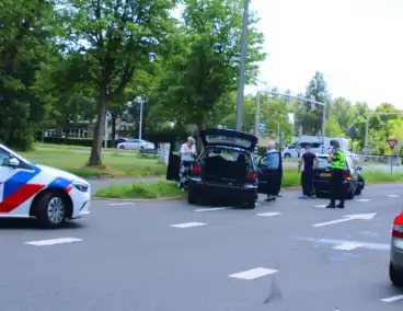 Auto's beschadigd in aanrijding