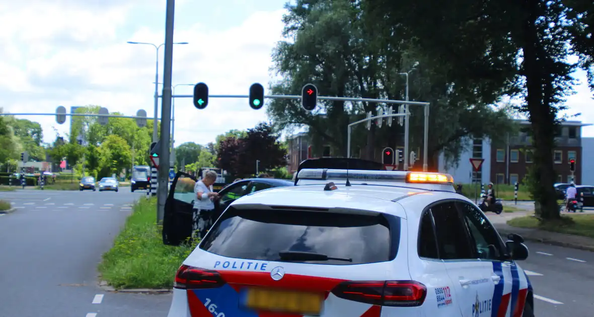 Auto's beschadigd in aanrijding - Foto 1