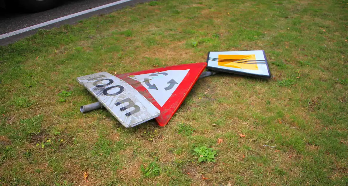 Bestuurder onwel tijdens rijden, aanrijding met letsel - Foto 19