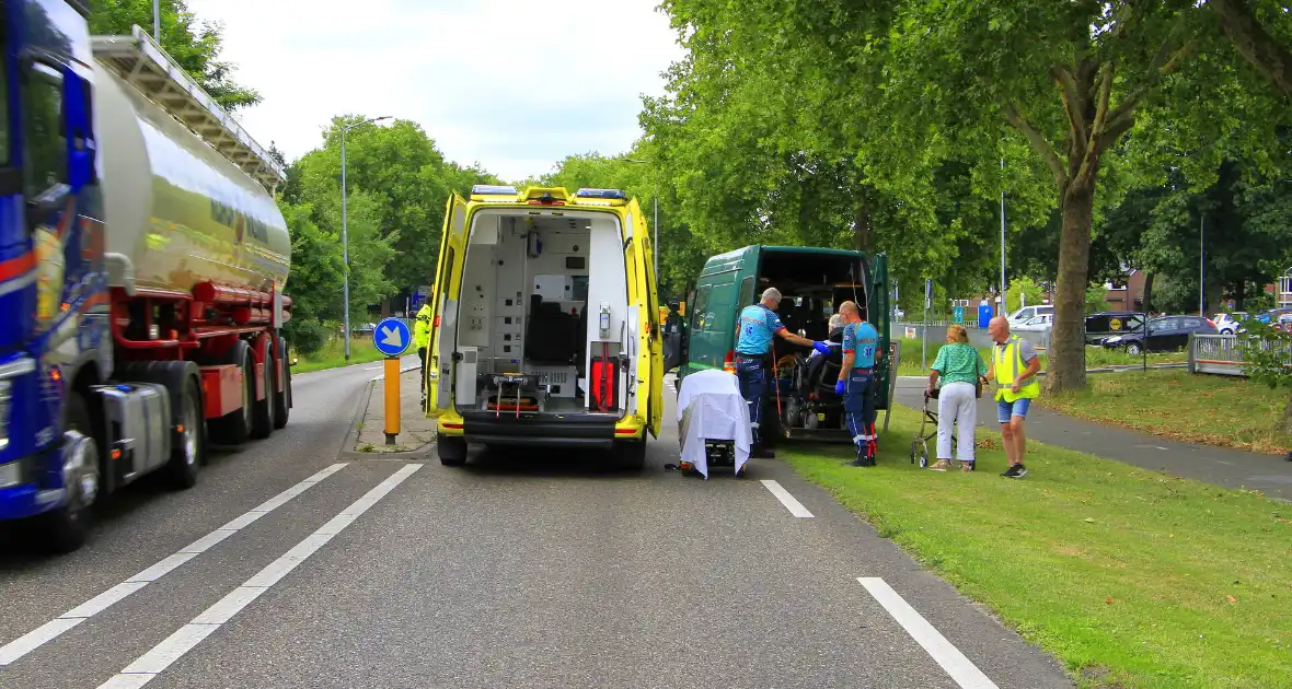 Bestuurder onwel tijdens rijden, aanrijding met letsel - Foto 3