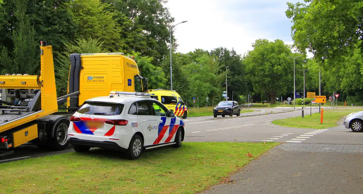 Bestuurder onwel tijdens rijden, aanrijding met letsel - Foto 4
