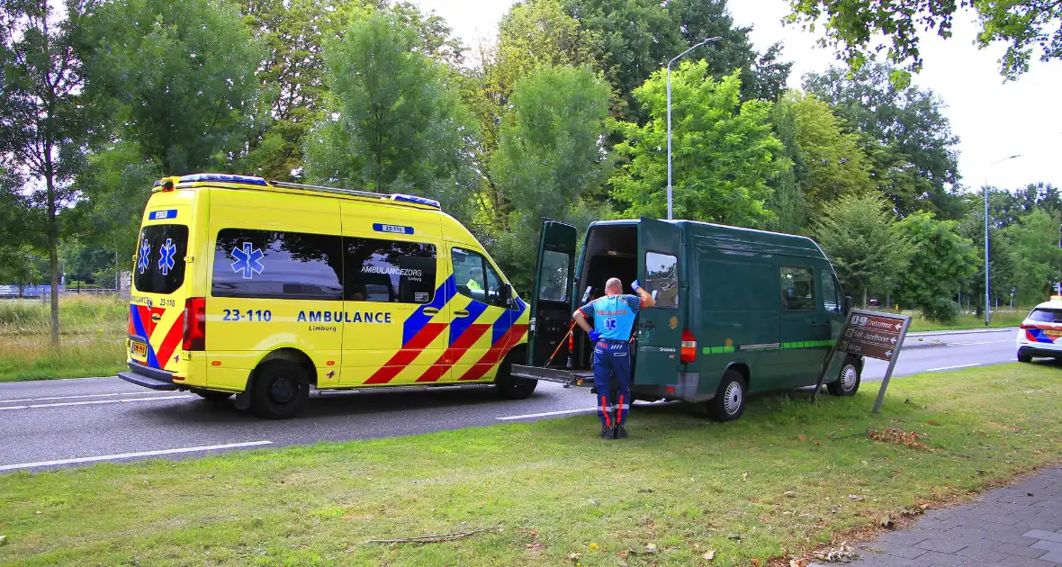 Bestuurder onwel tijdens rijden, aanrijding met letsel - Foto 8