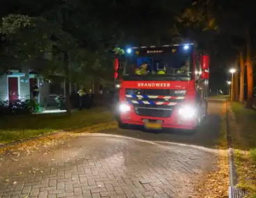 Voordeur van woning beschadigd na explosie