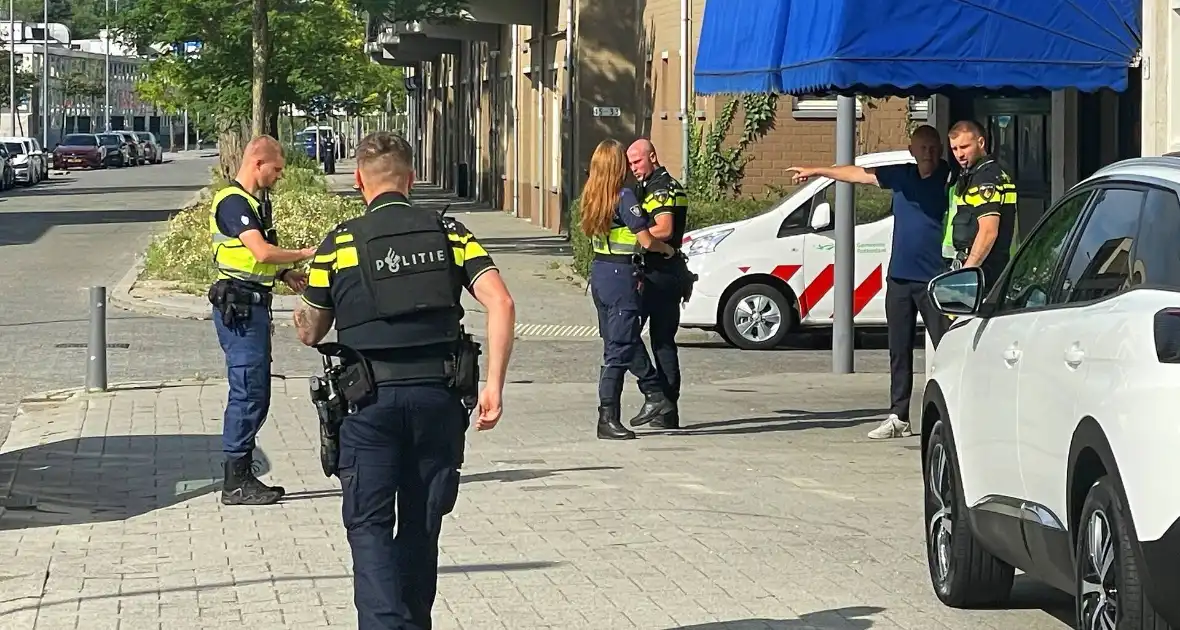 Gebruik van masker tijdens overval - Foto 5