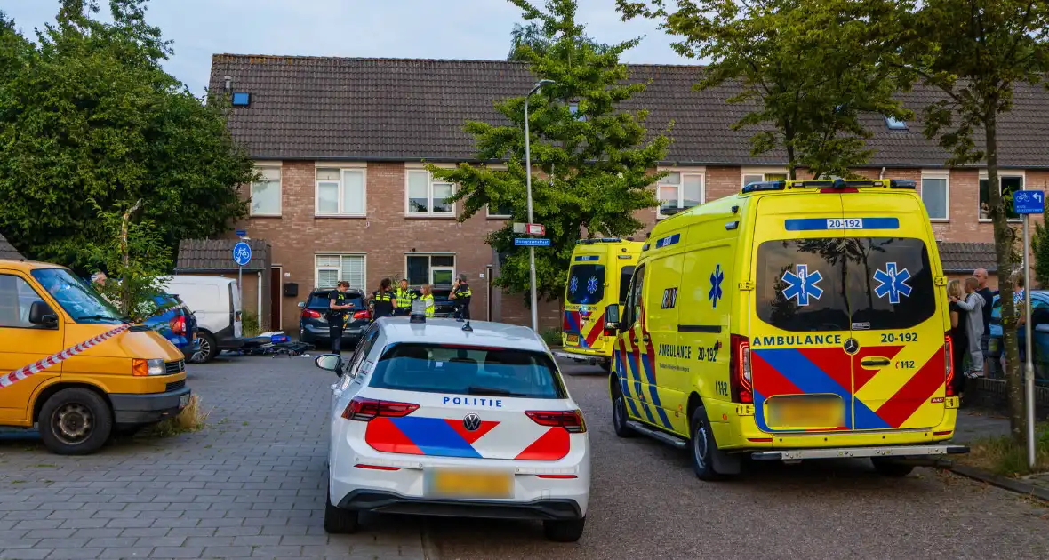 Crossmotorrijder vlucht en laat zwaargewonde fietser achter tijdens achtervolging