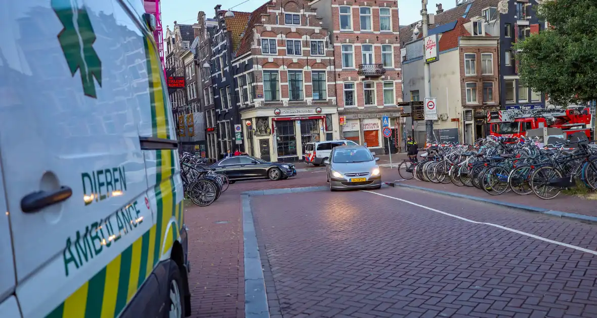 Explosie in koffieshop leidt tot brand - Foto 2
