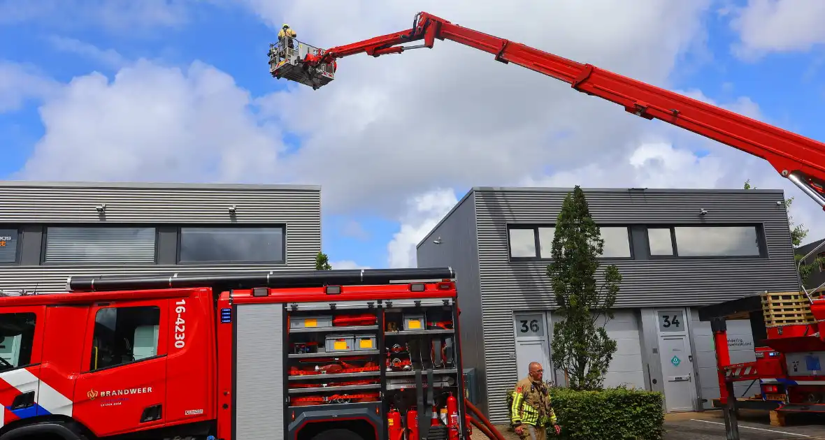 Grote brand in bedrijfsverzamelgebouw - Foto 3