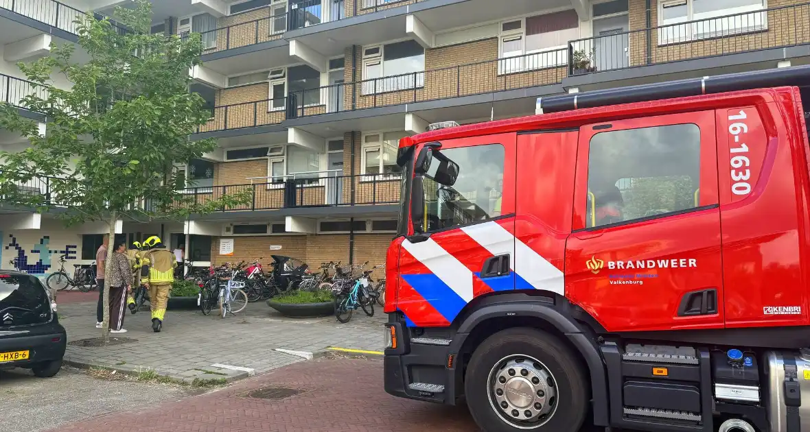 Brandweer ventileert schuren na melding