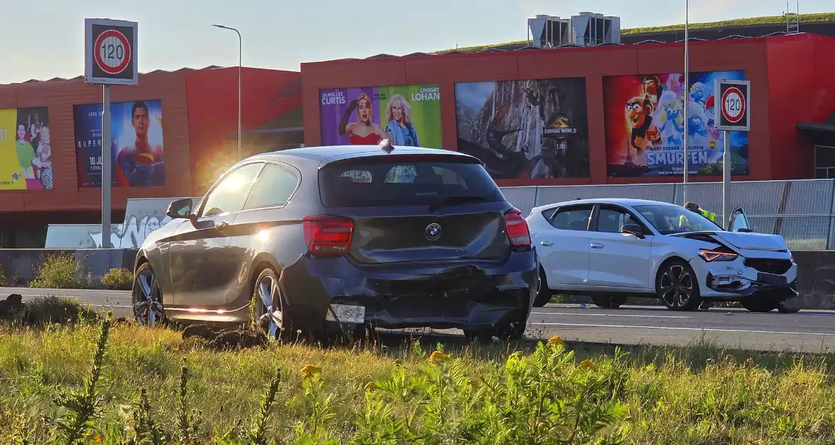 Aanrijding met letsel door kopstaart botsing - Foto 4