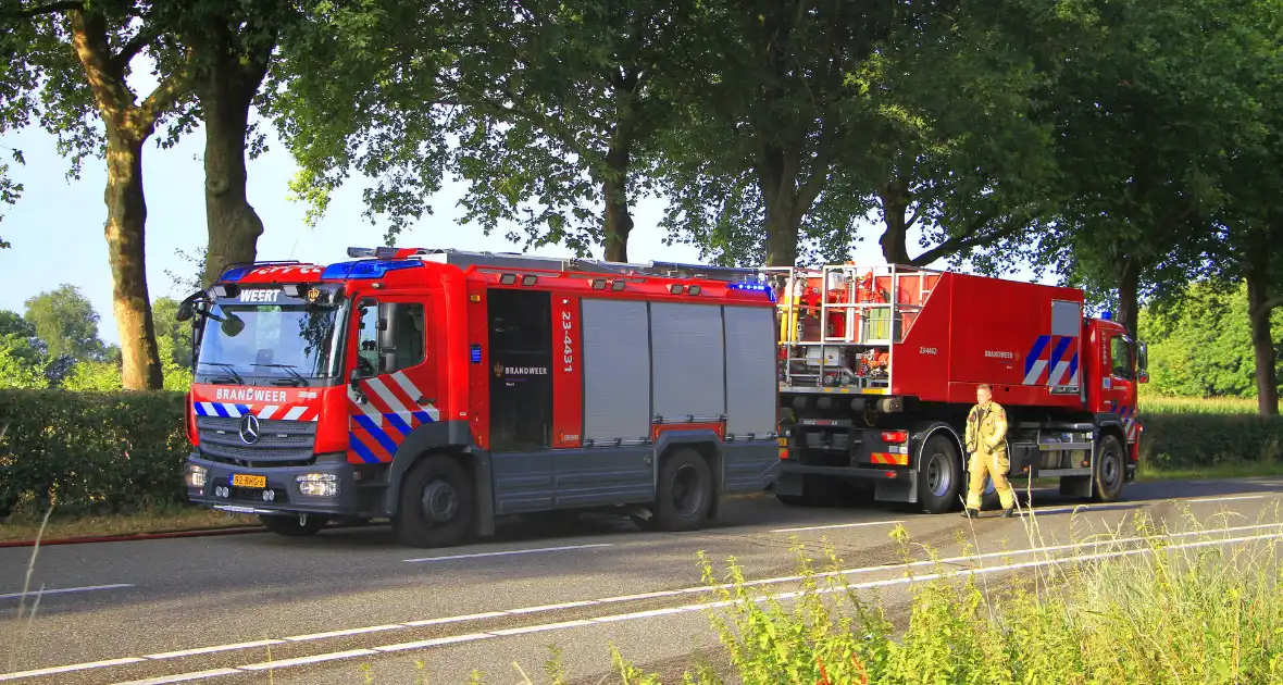 Autobrand verwoest voertuig - Foto 2