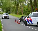 Bestuurder verliest macht over stuur