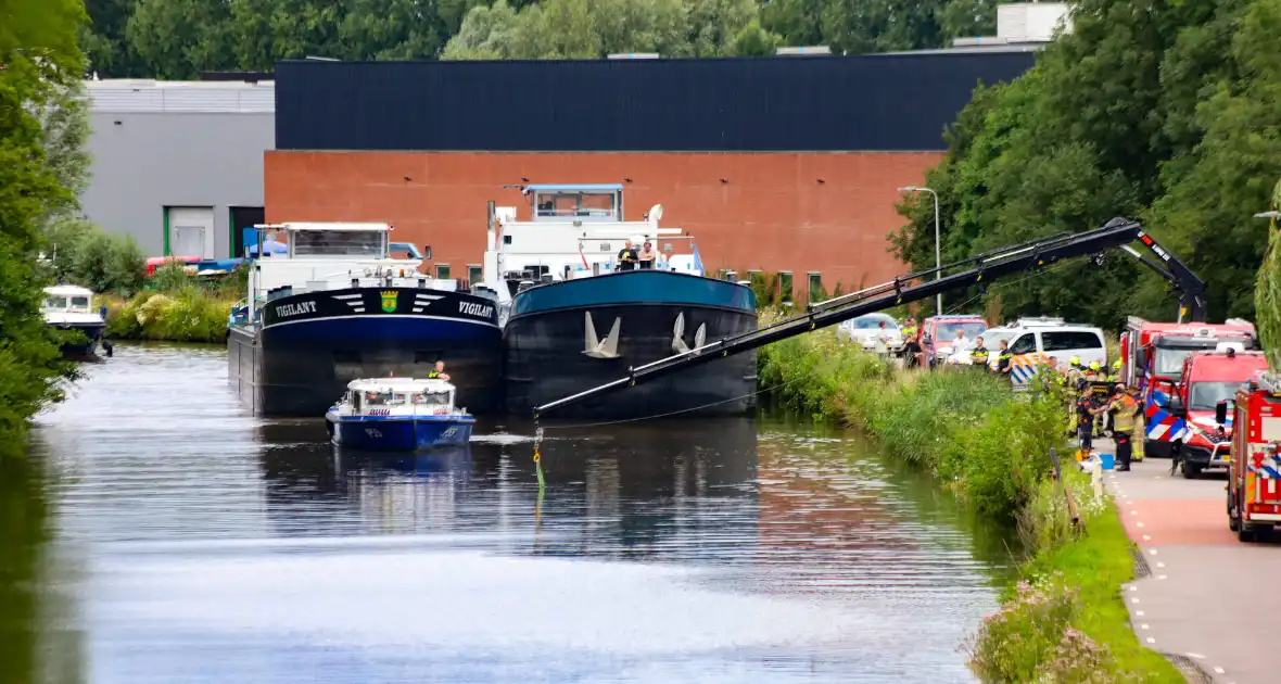 Auto te water in grote zoekactie - Foto 4