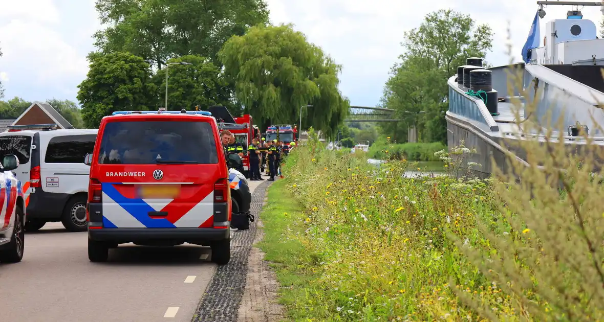 Auto te water in grote zoekactie - Foto 7