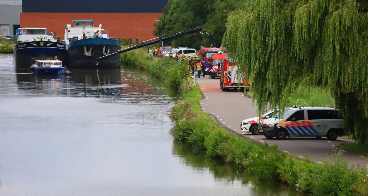 Auto te water in grote zoekactie - Foto 8