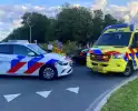 Fietser op rotonde aangereden door automobilist