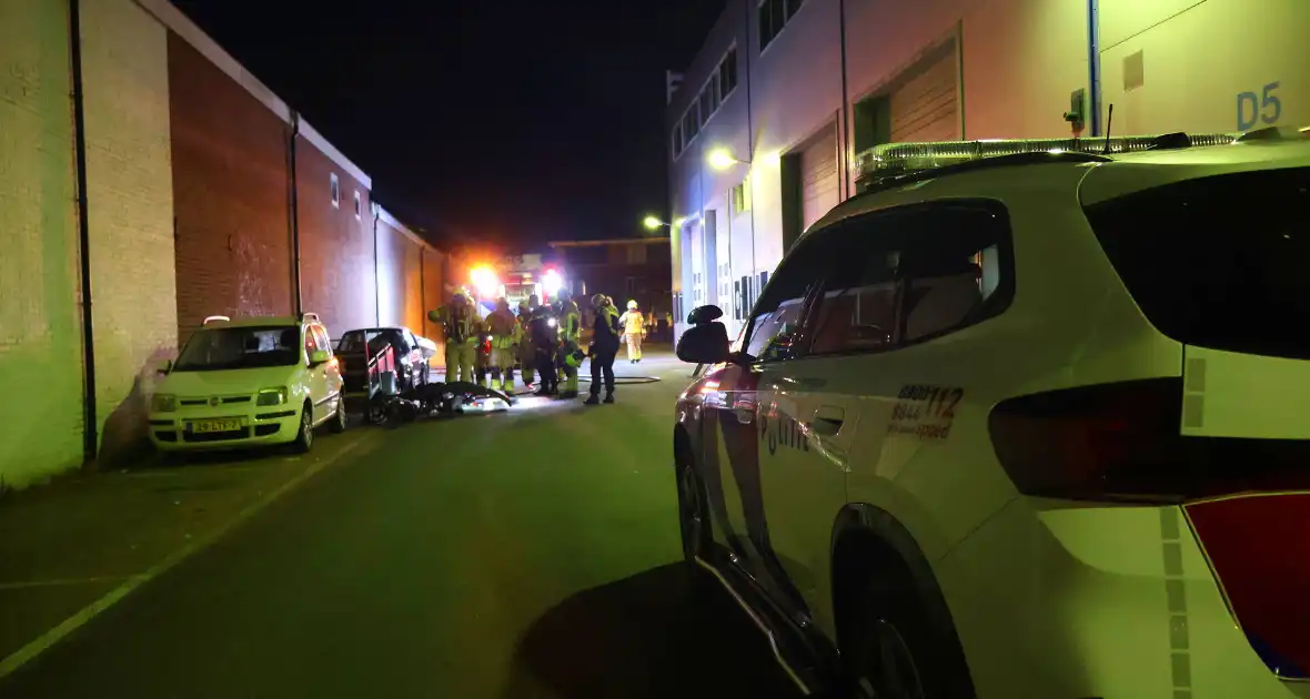 Alerte bewoner meldt vlammen vanaf industrieterrein - Foto 13