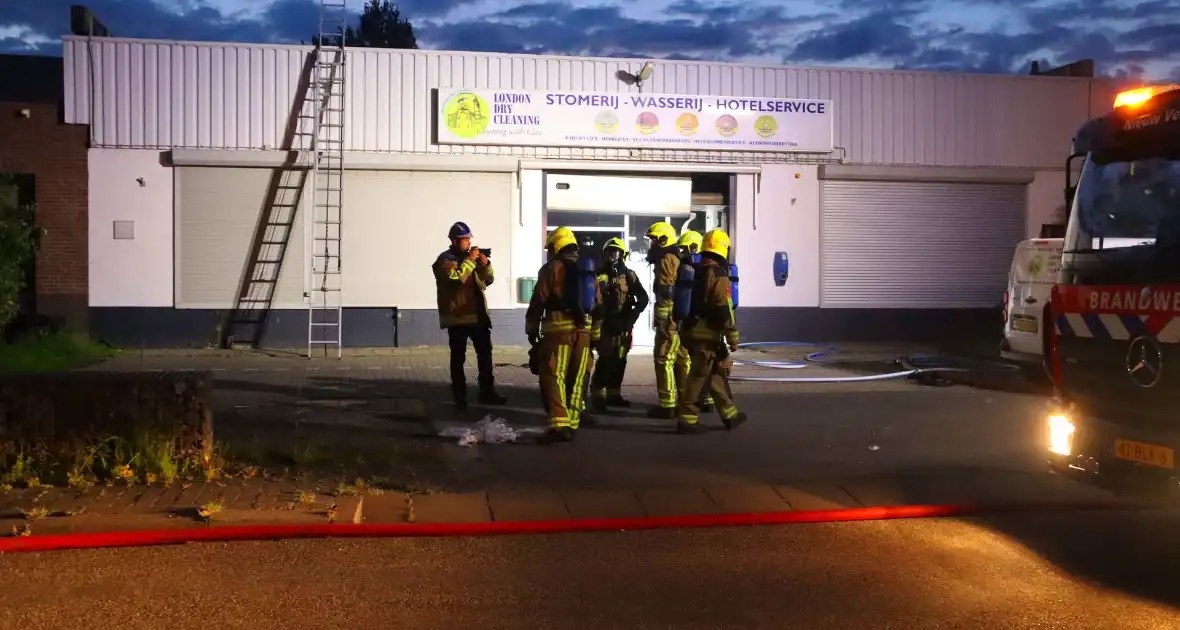 Brand veroorzaakt rookontwikkeling - Foto 9