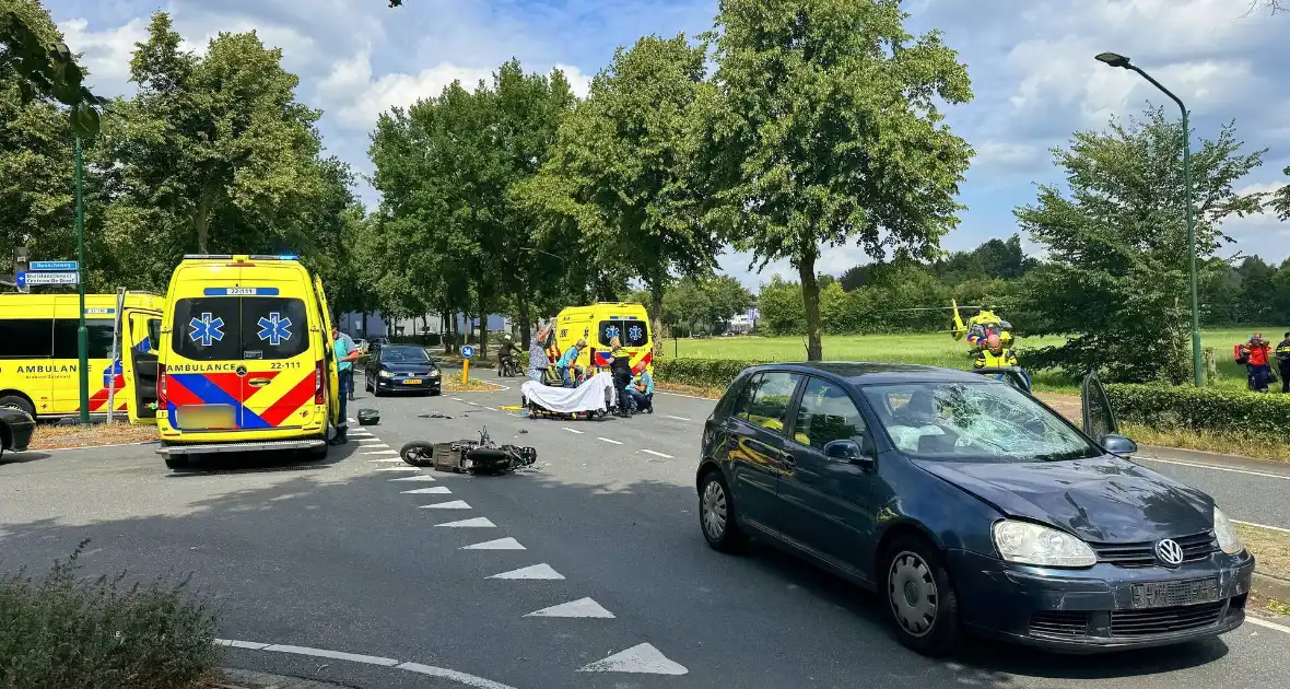 Scooterrijder zwaargewond bij botsing met auto - Foto 5