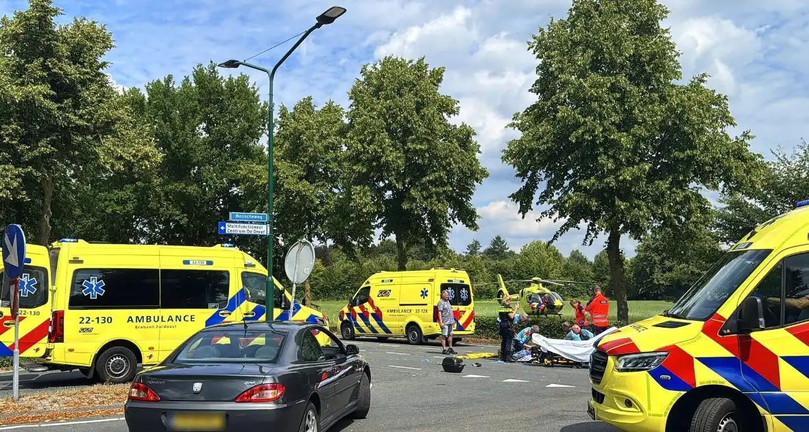 Scooterrijder zwaargewond bij botsing met auto - Foto 6