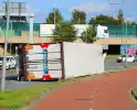 Vrachtwagen slaat om