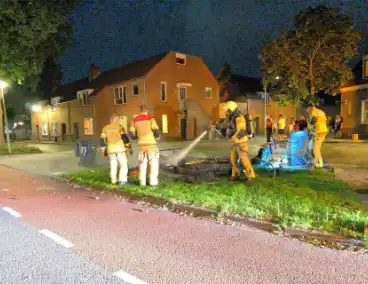 Brandend grofvuil snel geblust