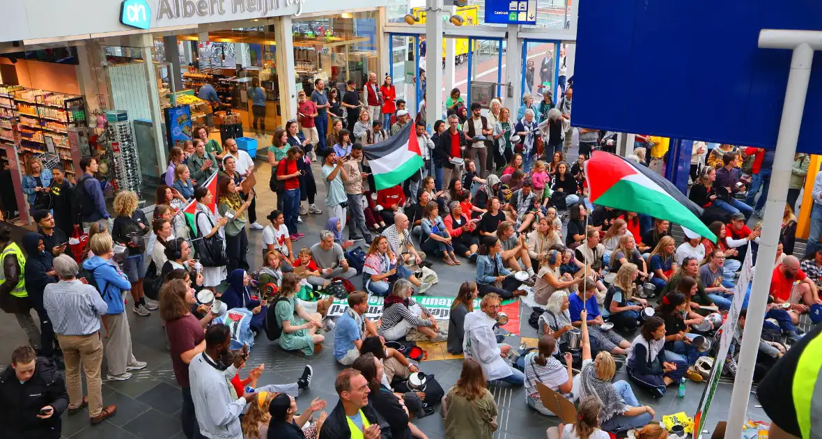 Demonstratie tegen uithongering in Gaza - Foto 11