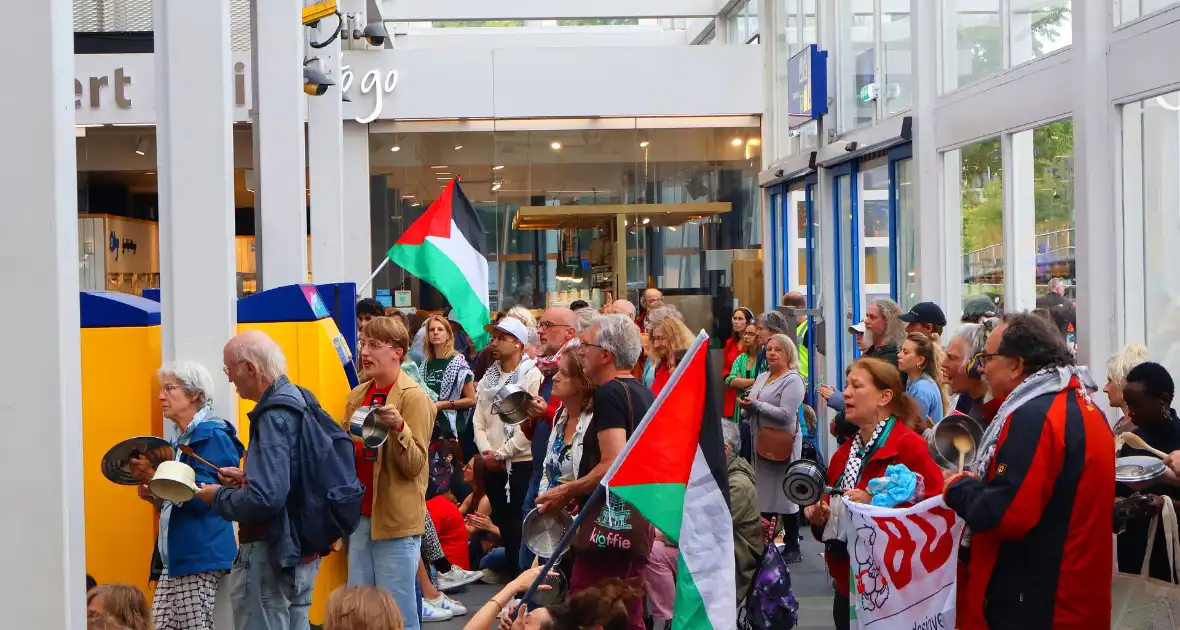 Demonstratie tegen uithongering in Gaza - Foto 8