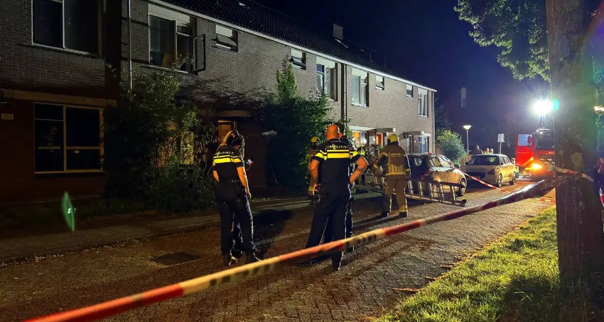 Woning getroffen door tweede explosie - Foto 6