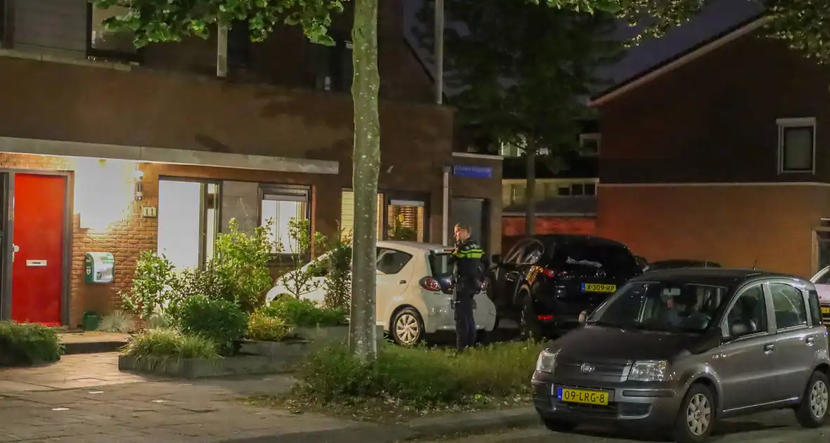 Benzinefles ontploft bij woning - Foto 3