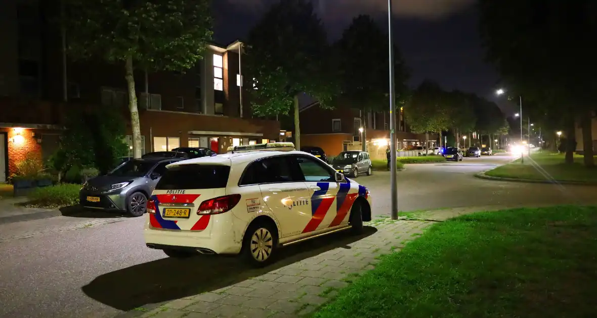 Benzinefles ontploft bij woning - Foto 4