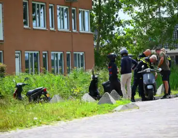 Scooterrijder met spoed naar ziekenhuis vervoerd
