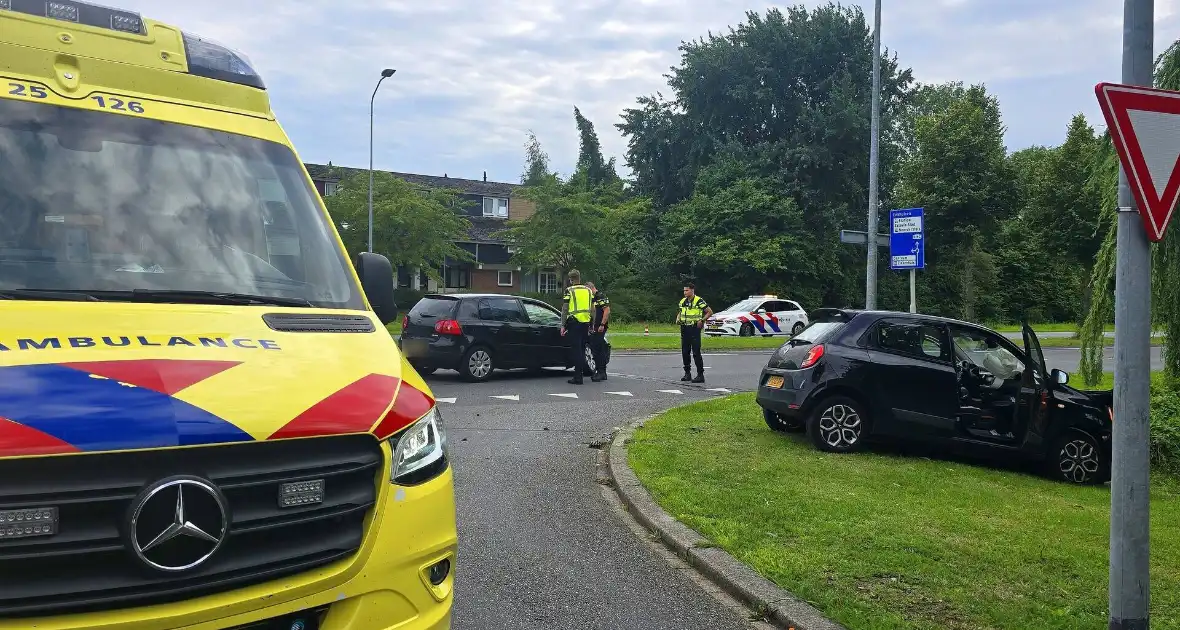 Botsing met forse schade - Foto 10